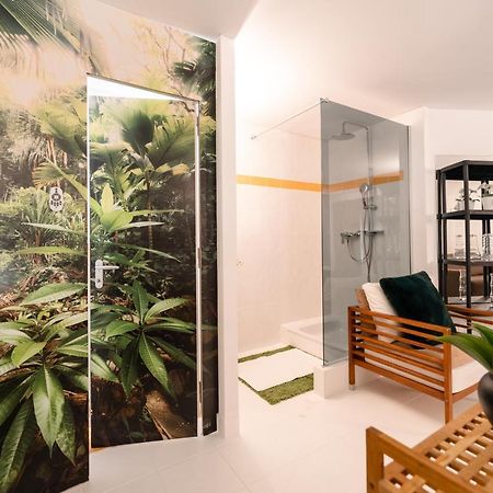 Business Sleeping Place رول المظهر الخارجي الصورة