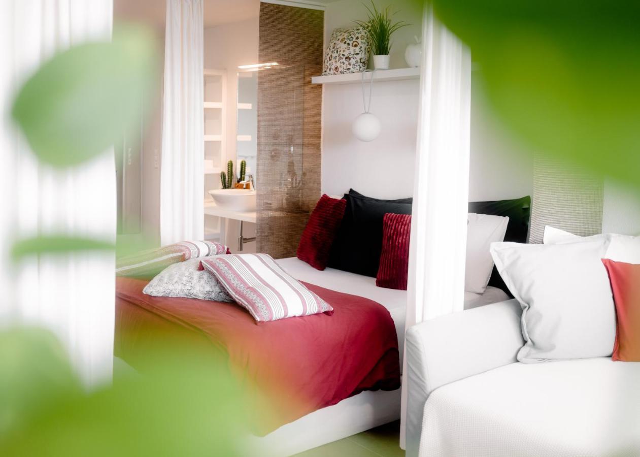 Business Sleeping Place رول المظهر الخارجي الصورة
